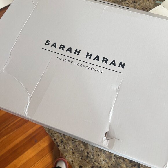 Red Leather Dahlia 2-in-1 Handbag- Brand New, never used - Sarah Haran - Picture 5 of 6